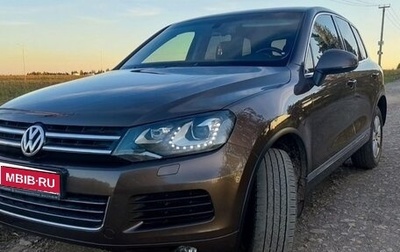 Volkswagen Touareg III, 2011 год, 2 200 000 рублей, 1 фотография