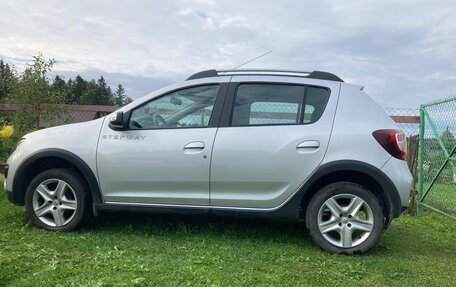 Renault Sandero II рестайлинг, 2017 год, 1 126 000 рублей, 1 фотография