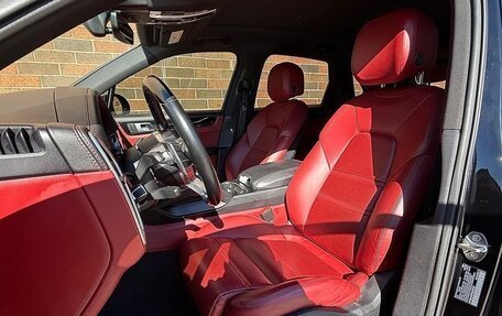 Porsche Cayenne III, 2022 год, 7 979 730 рублей, 10 фотография