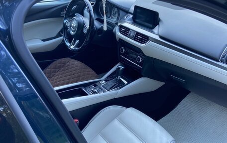 Mazda 6, 2017 год, 2 250 000 рублей, 5 фотография