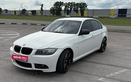 BMW 3 серия, 2011 год, 1 150 000 рублей, 3 фотография
