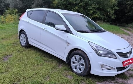 Hyundai Solaris II рестайлинг, 2014 год, 1 350 000 рублей, 3 фотография
