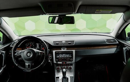 Volkswagen Passat B7, 2012 год, 1 100 000 рублей, 13 фотография