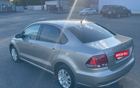 Volkswagen Polo VI (EU Market), 2016 год, 800 000 рублей, 5 фотография