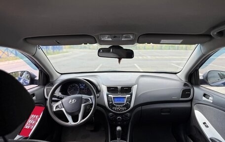 Hyundai Solaris II рестайлинг, 2012 год, 910 000 рублей, 4 фотография