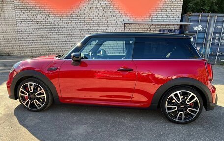 MINI Hatch, 2024 год, 7 000 000 рублей, 3 фотография