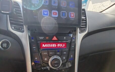 Hyundai Elantra V, 2015 год, 1 600 000 рублей, 4 фотография