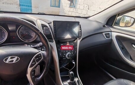 Hyundai Elantra V, 2015 год, 1 600 000 рублей, 23 фотография