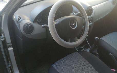 Renault Logan I, 2011 год, 580 000 рублей, 9 фотография