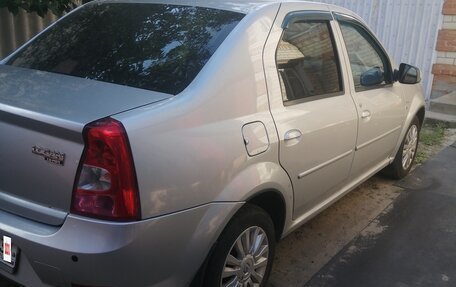 Renault Logan I, 2011 год, 580 000 рублей, 2 фотография