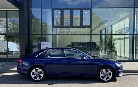 Audi A4, 2018 год, 2 590 000 рублей, 4 фотография