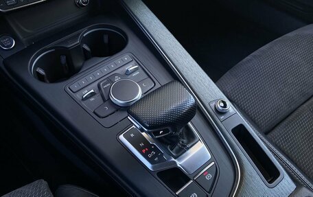 Audi A4, 2018 год, 2 590 000 рублей, 26 фотография