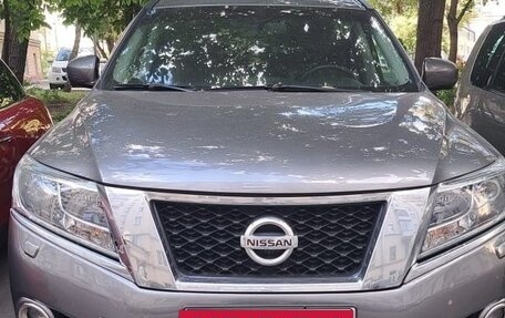 Nissan Pathfinder, 2016 год, 1 750 000 рублей, 7 фотография