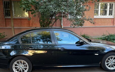 BMW 3 серия, 2011 год, 1 350 000 рублей, 4 фотография