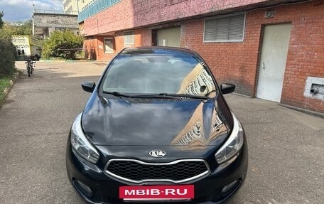 KIA cee'd III, 2012 год, 900 000 рублей, 2 фотография