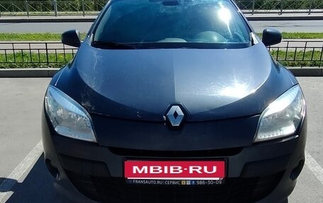 Renault Megane III, 2012 год, 620 000 рублей, 2 фотография