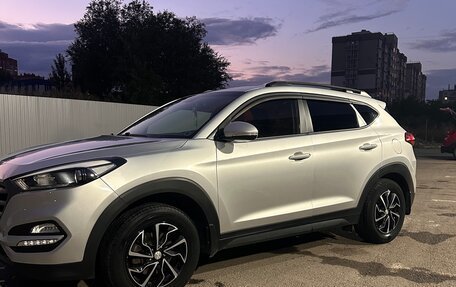 Hyundai Tucson III, 2015 год, 1 800 000 рублей, 3 фотография