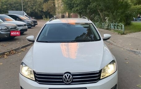 Volkswagen Passat B7, 2013 год, 790 000 рублей, 3 фотография