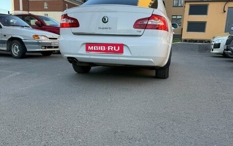 Skoda Superb III рестайлинг, 2012 год, 1 300 000 рублей, 6 фотография