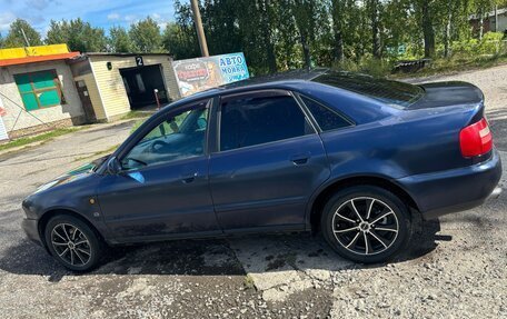 Audi A4, 1997 год, 410 000 рублей, 3 фотография