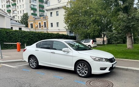 Honda Accord IX рестайлинг, 2013 год, 1 600 000 рублей, 2 фотография
