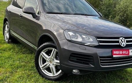 Volkswagen Touareg III, 2011 год, 1 590 000 рублей, 5 фотография