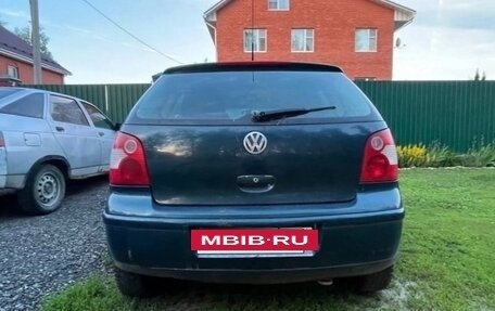 Volkswagen Polo IV рестайлинг, 2002 год, 260 000 рублей, 3 фотография