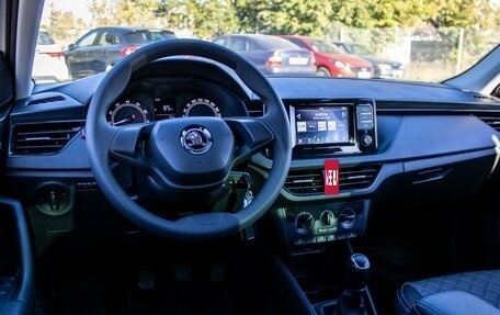 Skoda Rapid II, 2021 год, 1 650 000 рублей, 6 фотография