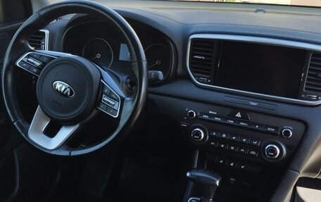 KIA Sportage IV рестайлинг, 2021 год, 2 750 000 рублей, 1 фотография