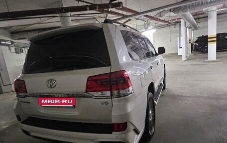 Toyota Land Cruiser 200, 2019 год, 5 700 000 рублей, 2 фотография