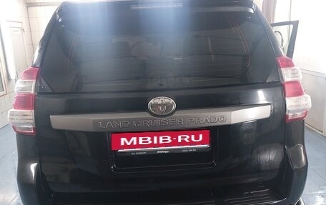 Toyota Land Cruiser Prado 150 рестайлинг 2, 2014 год, 2 350 000 рублей, 3 фотография