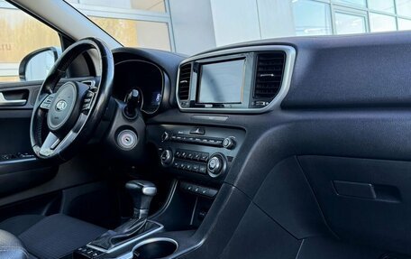 KIA Sportage IV рестайлинг, 2019 год, 2 365 000 рублей, 6 фотография