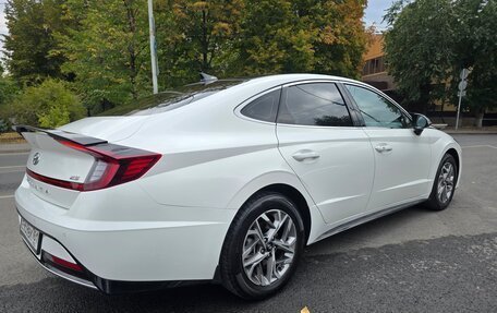 Hyundai Sonata VIII, 2021 год, 2 290 000 рублей, 2 фотография