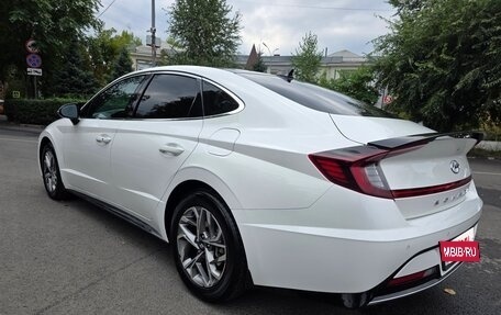 Hyundai Sonata VIII, 2021 год, 2 290 000 рублей, 3 фотография