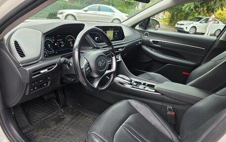 Hyundai Sonata VIII, 2021 год, 2 290 000 рублей, 16 фотография