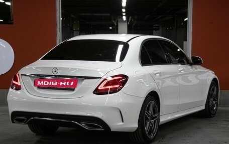 Mercedes-Benz C-Класс, 2018 год, 3 098 000 рублей, 5 фотография