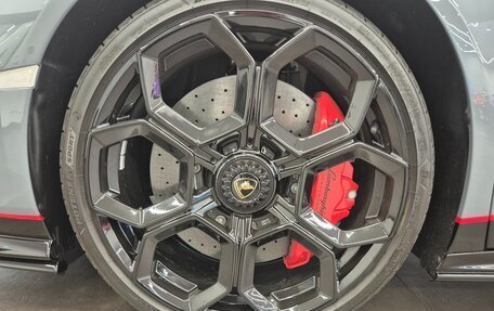 Lamborghini Huracán, 2023 год, 39 320 000 рублей, 9 фотография