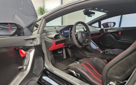 Lamborghini Huracán, 2023 год, 39 320 000 рублей, 8 фотография