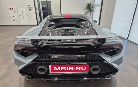 Lamborghini Huracán, 2023 год, 39 320 000 рублей, 4 фотография