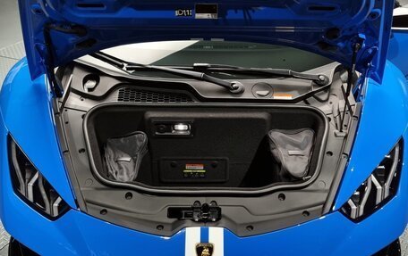 Lamborghini Huracán, 2023 год, 39 320 000 рублей, 8 фотография