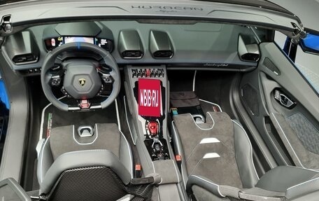 Lamborghini Huracán, 2023 год, 39 320 000 рублей, 6 фотография