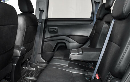 Mitsubishi Outlander III рестайлинг 3, 2011 год, 949 000 рублей, 11 фотография