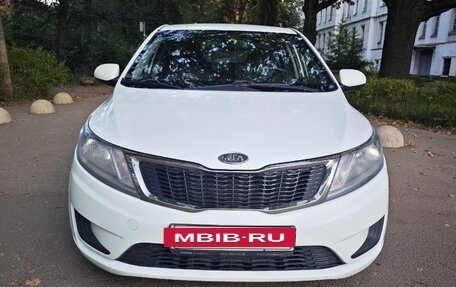 KIA Rio III рестайлинг, 2012 год, 540 000 рублей, 2 фотография