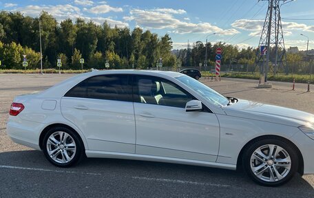 Mercedes-Benz E-Класс, 2010 год, 1 800 000 рублей, 6 фотография