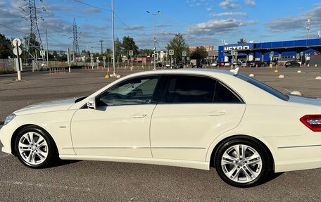 Mercedes-Benz E-Класс, 2010 год, 1 800 000 рублей, 7 фотография