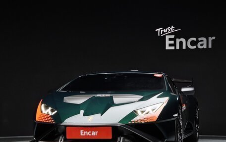 Lamborghini Huracán, 2023 год, 31 460 000 рублей, 3 фотография