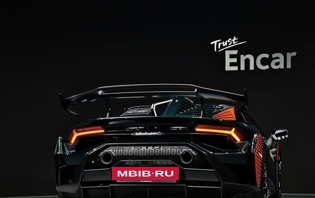 Lamborghini Huracán, 2023 год, 31 460 000 рублей, 4 фотография