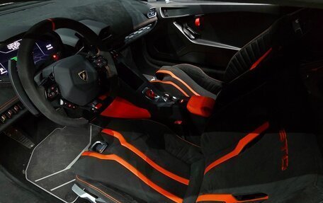 Lamborghini Huracán, 2023 год, 31 460 000 рублей, 6 фотография