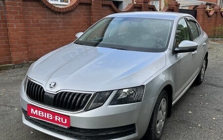 Skoda Octavia, 2017 год, 1 350 000 рублей, 2 фотография