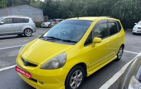 Honda Fit III, 2002 год, 400 000 рублей, 2 фотография